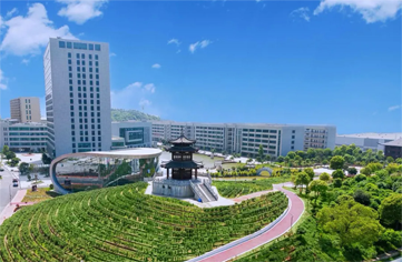 <b>���������ְҵѧԺ</b>